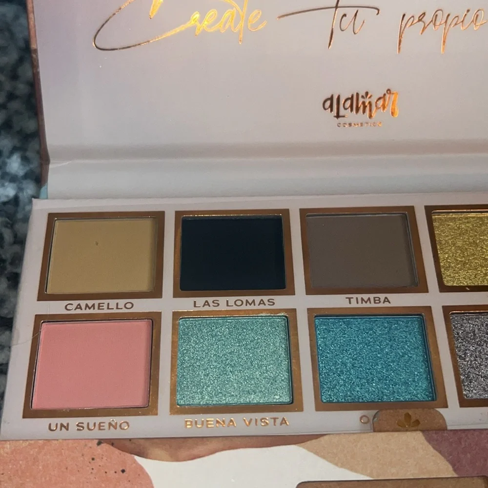 Makeup NEW Alamar Destino Eyeshadow Palette- gorgeous colors